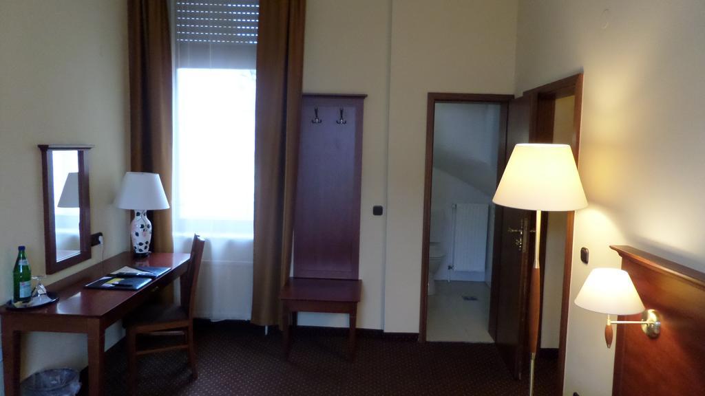 City Hotel Идар-Оберщайн Екстериор снимка